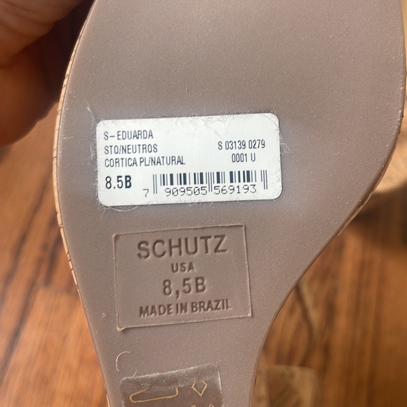 Schutz cork wedges. Size 8.5. Never been worn. No box. - Picture 4 of 7